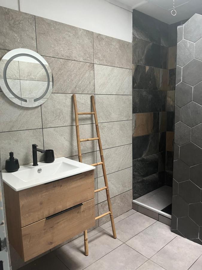 Lana Apartment Сен Дьони Екстериор снимка